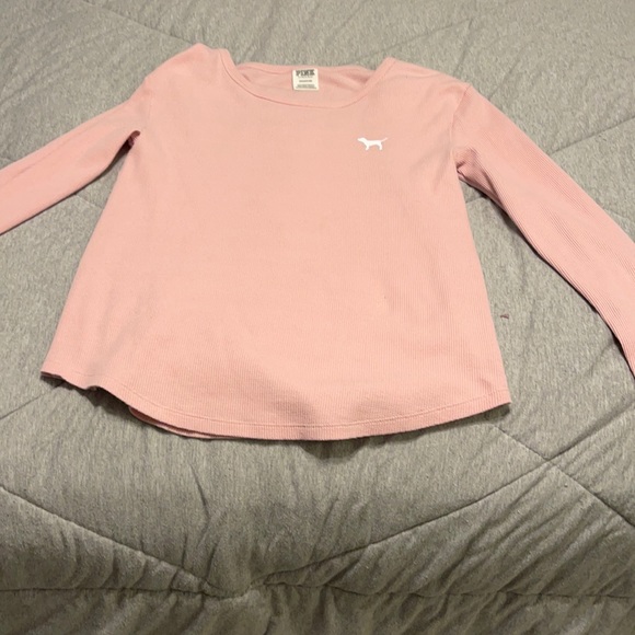 Pink sweater - Picture 1 of 2